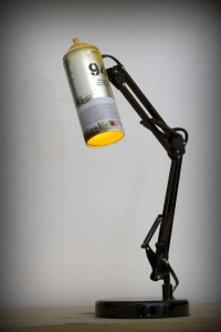 creative reuse настольная лампа