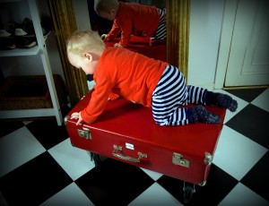 чемодан-стол младшенький_3